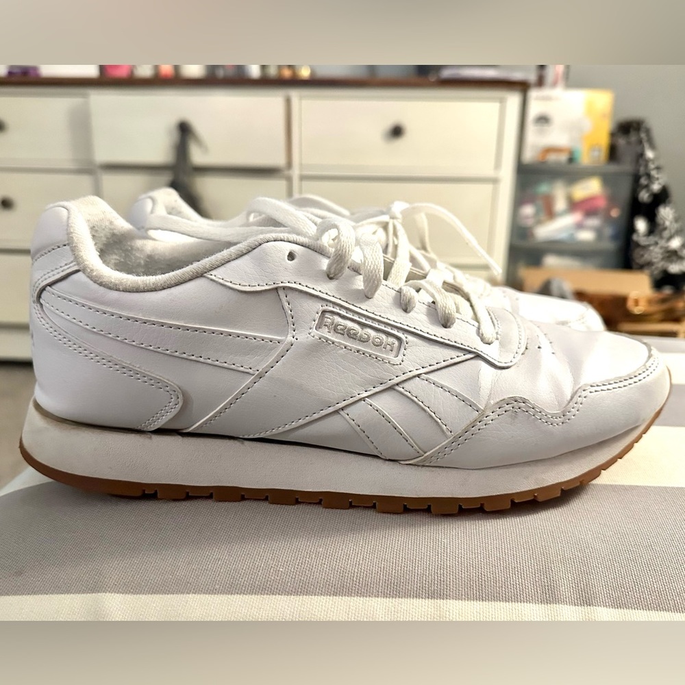 Reebok Women's Classic Harman Run Sneaker